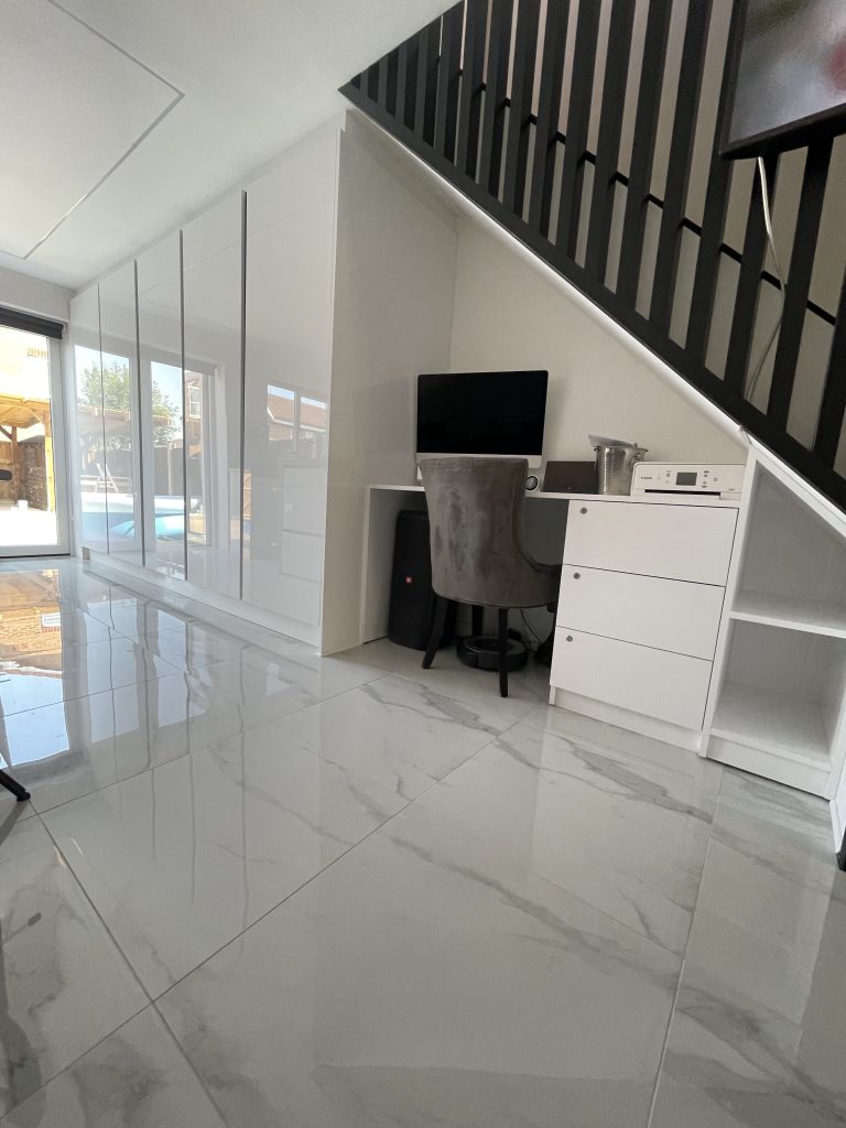 modern kitchen fitting in St, Helens